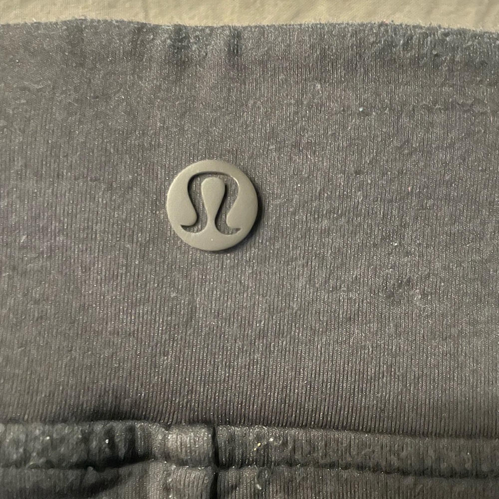 Lululemon women’s joggers size L - Picture 5 of 5